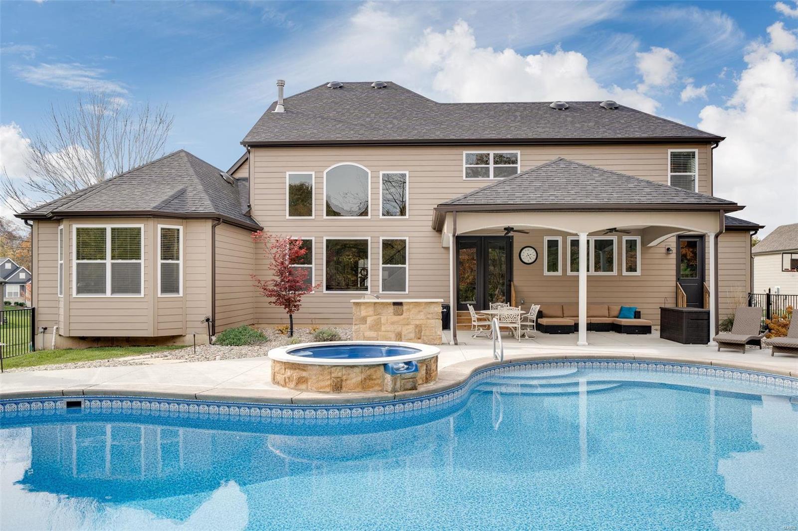 Bluffs at Windcastle - Residential