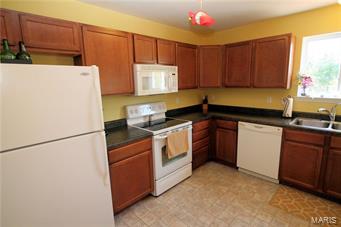 Twin Pines - Residential