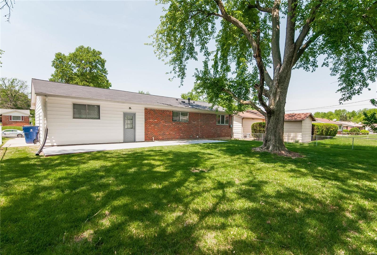 Wedgwood 6 - Residential Lease