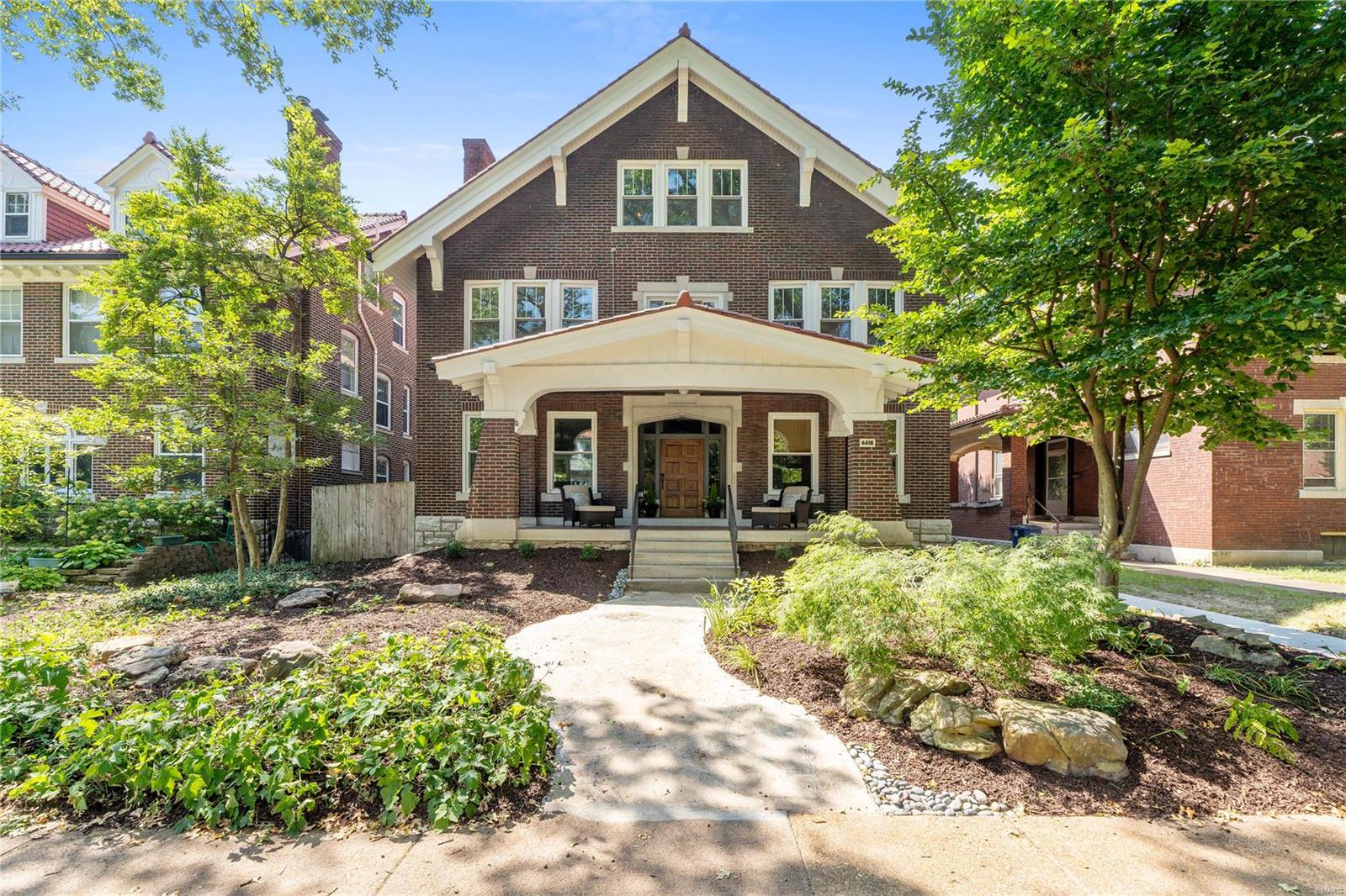 Ames Place - Residential