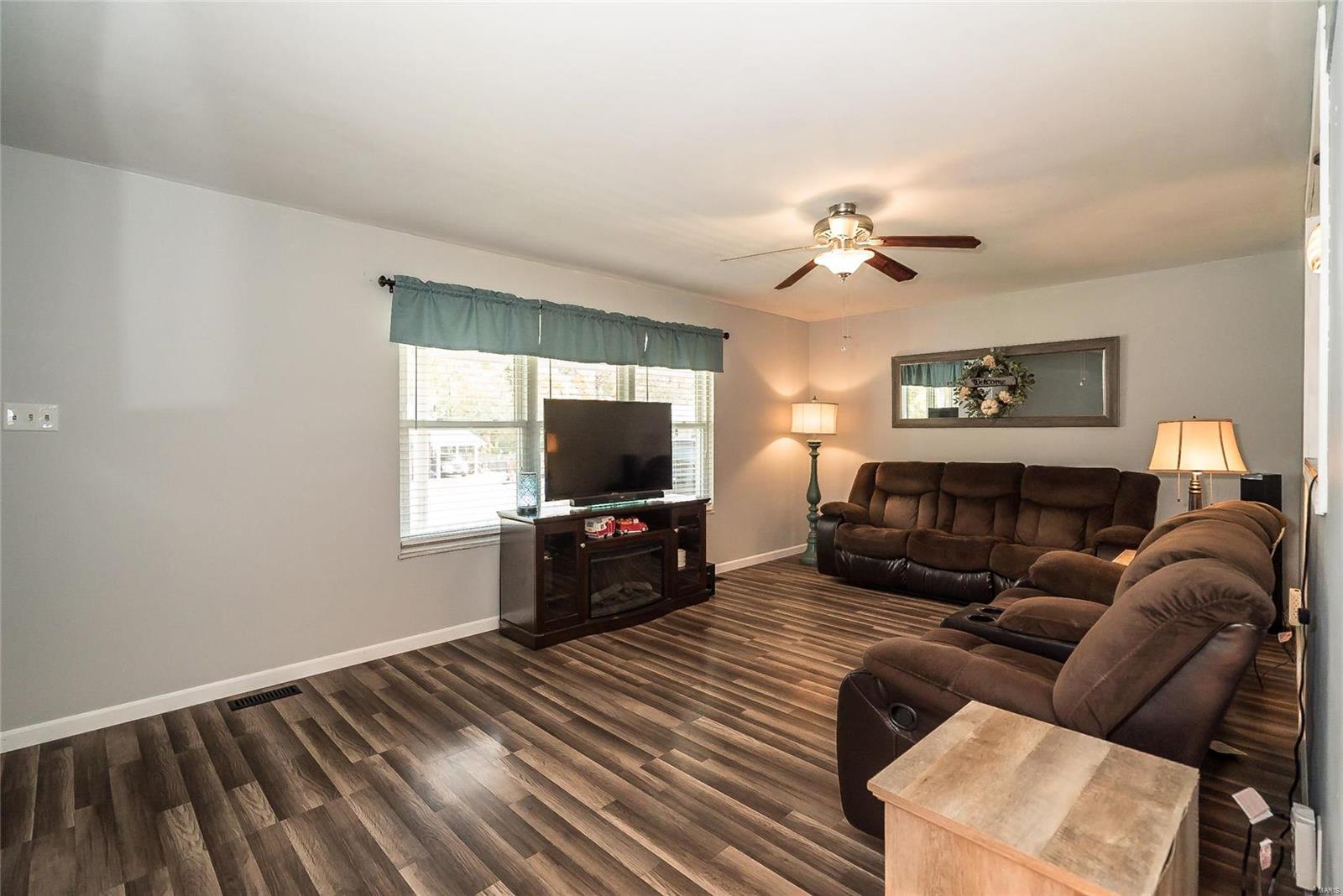 Laura Hills Add - Residential