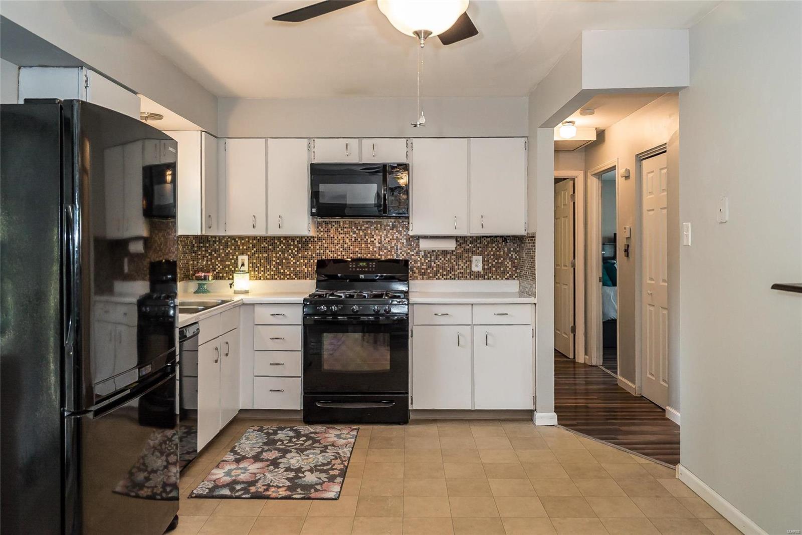 Laura Hills Add - Residential