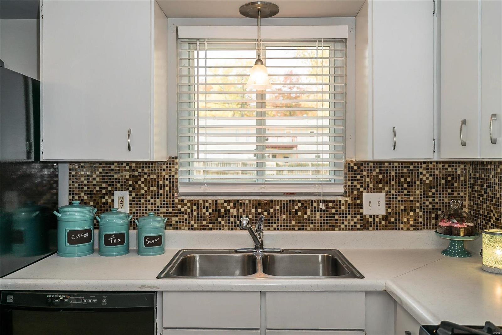 Laura Hills Add - Residential