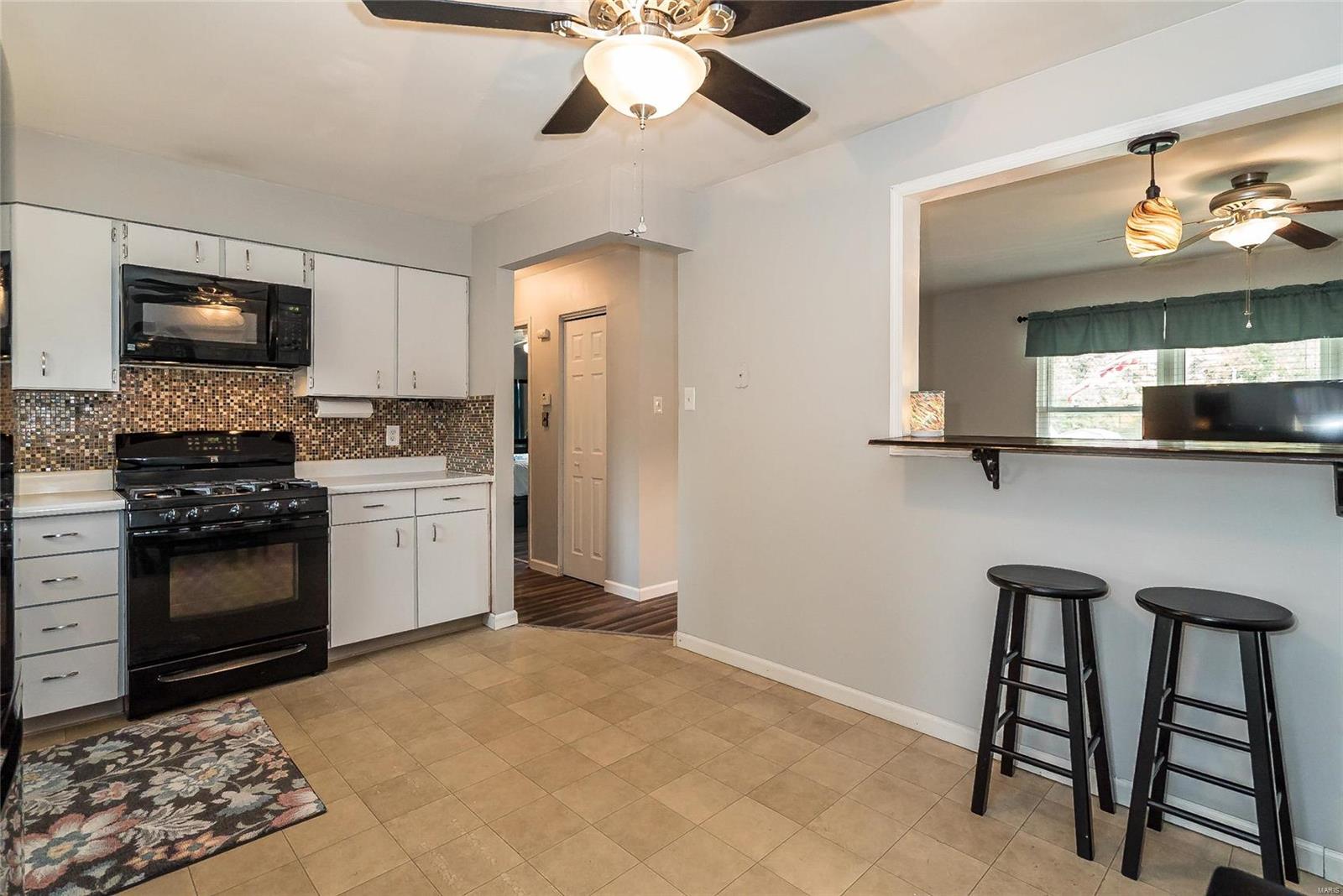 Laura Hills Add - Residential