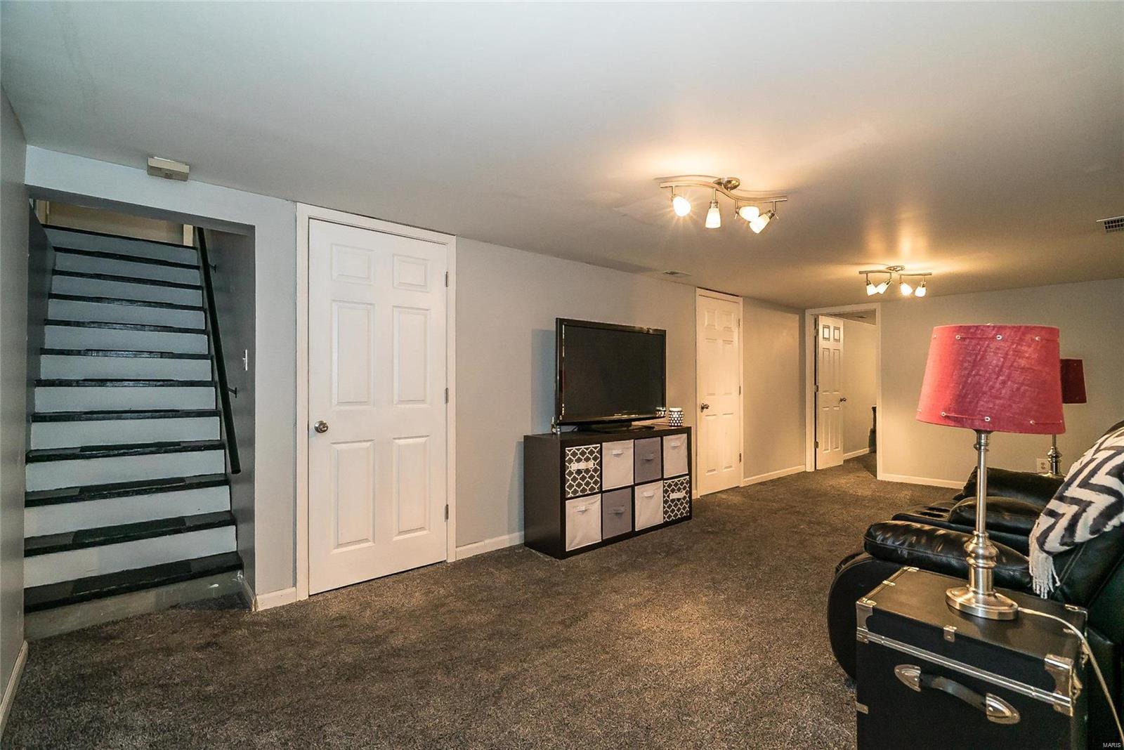 Laura Hills Add - Residential