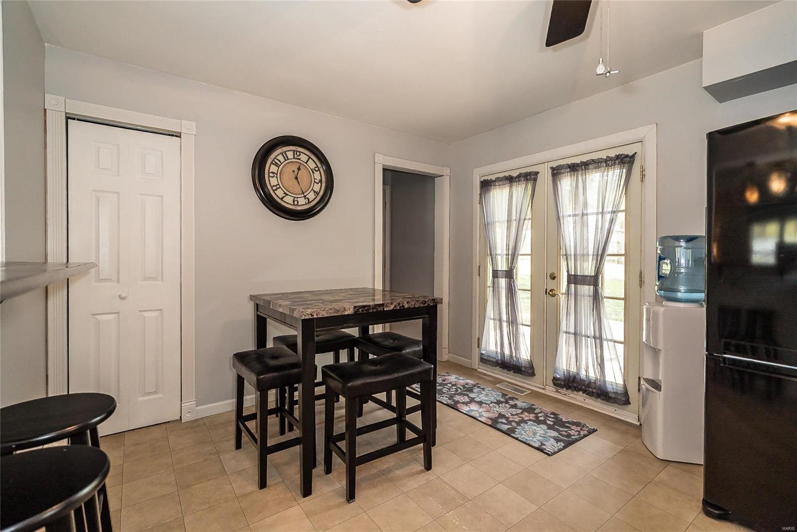 Laura Hills Add - Residential