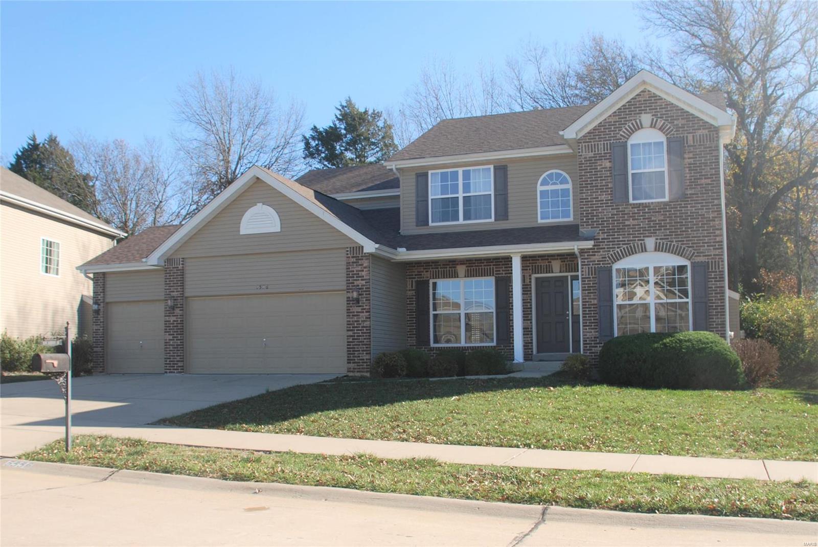 The living is easy in this impressive generously proportioned Two Story home. This home has Four bedrooms Two- and one-half baths. When entering this home, it is warm and inviting. Large kitchen with breakfast bar, sliding doors off breakfast room, opens to family room with gas fireplace. Master bedroom has extremely large walk in closet. Master bath has separate shower and tub. Great Home!!