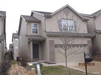 Nicely updated 3 bedroom, 2.5 bath condo for lease in Forder Heights. Over 1700 sqft. Of living space. Beautiful hardwood floors on first floor, updated kitchen with granite counters and lots of open space! Upper level has 3 bedrooms and 2 full baths. Ceiling fans in all bedrooms. Large unfinished LL for lots of storage! 2 car garage attached. Non-smoking property.