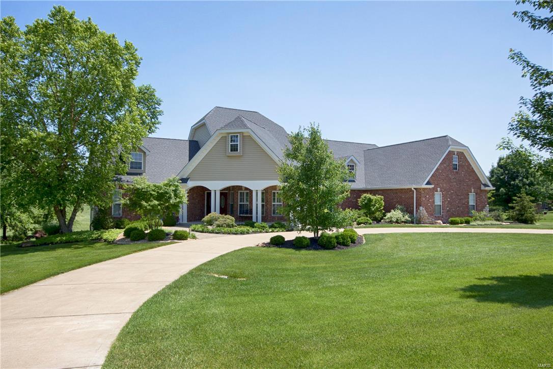 Summit Estate - Residential