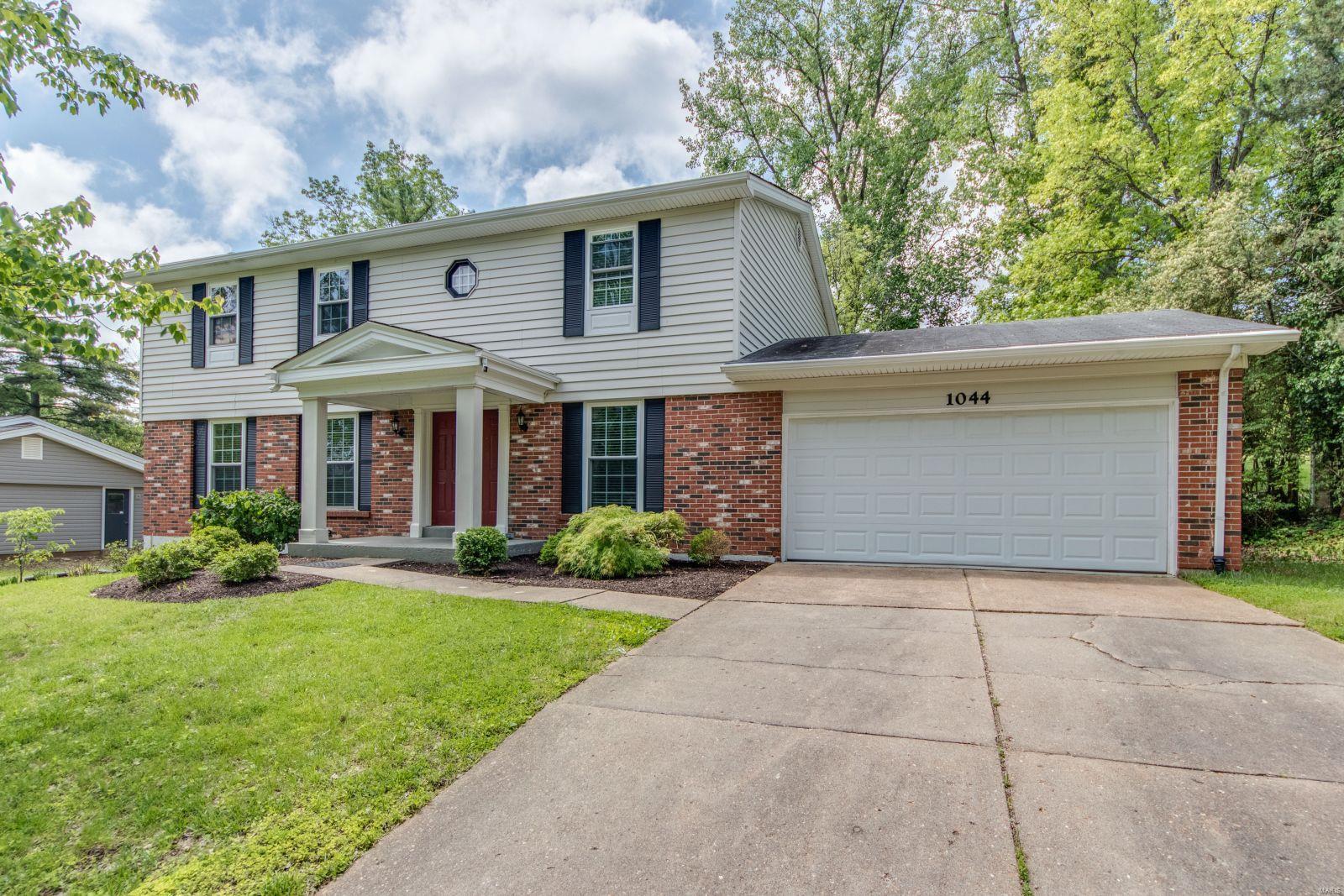 Back on Market, Buyer got transferred out of town! Over 3000+ sq ft & backing to wooded common ground, this home is in Move-In condition! Once inside you’ll love the beautiful new flooring, fresh paint, crisp white trim, crown molding & wall of built-ins in the huge living rm! Be the 1st one to use the new kitchen! All new white shaker-style cabinets, marble backsplash, granite counters & all new GE appliances…yes, the frig is included! The pantry offers ample storage & double windows share views of the private setting. The family rm features a gas FP & sliding glass doors leading to a large covered patio (18x13ft). The remodeled master suite includes a huge walk-in closet & full bath. Four additional bedrms & a 2nd remodeled bath complete the upstairs. What to do on a rainy day…the lower level offers the perfect place to watch “the big game” plus an office & bonus rm. Newer zoned HVAC, vinyl siding, R38 insulation, Neighborhood Pool & just minutes from Queeny Park...We’ve got it all!