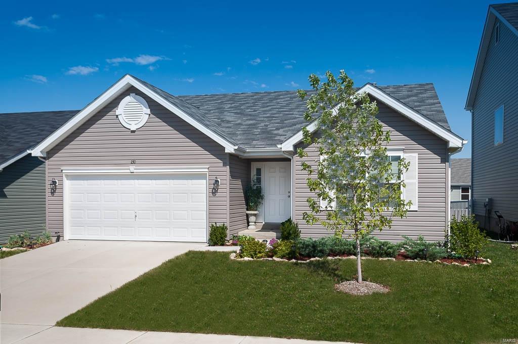 Beautiful 4 bd 3 ba ranch, 7 yrs old, in desirable Pecan Bluffs. Former display home w/ multiple upgrades. Freshly painted, NEW Upgraded Carpet. Walk into to Vaulted great rm w/ceiling fan. Open floor plan w/Vault continues in Kitchen/Dining area, glass slider to 15x15 patio & partly fenced yard. Raised Half Wall Breakfast Bar w/extra lighting. Kitchen has 42" upgraded cabinets, elongated counters, NEW Upgraded, Matching Stainless Steel Appliance PKG: Range, MW, Dishwasher & Double Door Refrig. pantry, pocket door to MFL. Lrg. Mast Bed. suite, walkin closet, Mast Bath w/ adult-height double vanity & Lrg shower. Beds 2 & 3 served by hall bath. Part. Finished L/L. 4th bd. w/ egress window, Full bath & utility rm w/ 2nd. washer/dryer hook up. space left for recreation/family rm. Backyard is partly fenced, sides done. Landscaping allowance, features: Spindled foyer stairs, mini blinds, 6 panel drs. satin nickel hardware, Upgraded lighting, Coat/Linen Closet. Coach lights. So much more...