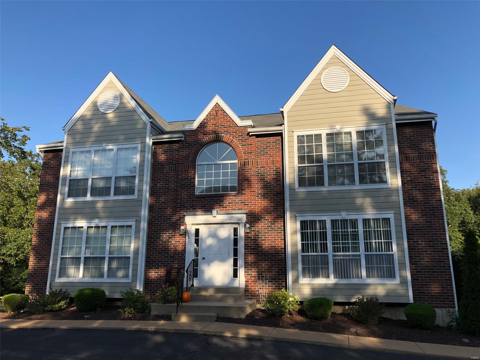 Wow! Beautifully Renovated FIRST floor unit w/ garage and 2 bedrooms and 2 baths! Located in highly Sought after Highlands at Hickory Sound this unit shows adorable! Add’t Highlights include: Very open Floor plan that everyone loves! This one backs to the trees for great privacy and views! New wide plank distressed wood flooring 2018! Carpet in both bedrooms 2018! James Hardy & Brick Exterior! Updated kitchen w/ Stainless D/W, stove 2018! Updated lighting 2018! Freshly painted 2018! Deck off wonderful Master bedroom w/ fan and walk-in closet! Updated baths! New garage door opener 2018! HSA Home warranty FREE to purchaser! Close to shopping, restaurants, Parks, schools and more! This Condo is in great shape!! Refrigerator W/D can stay! Quick close ok! Easy to show! Sell!! Location: Ground Level