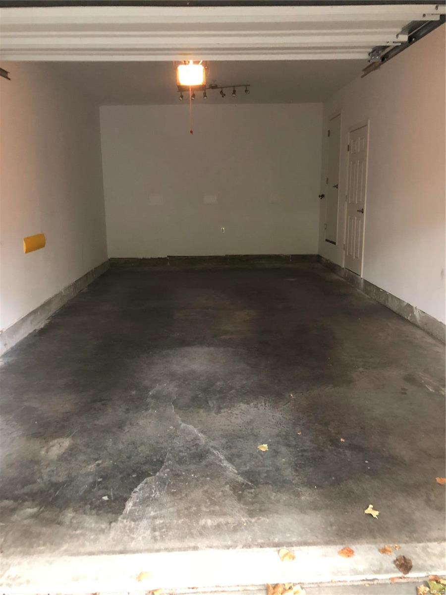 Mcknight Crossing At Tilles Park - Residential Lease