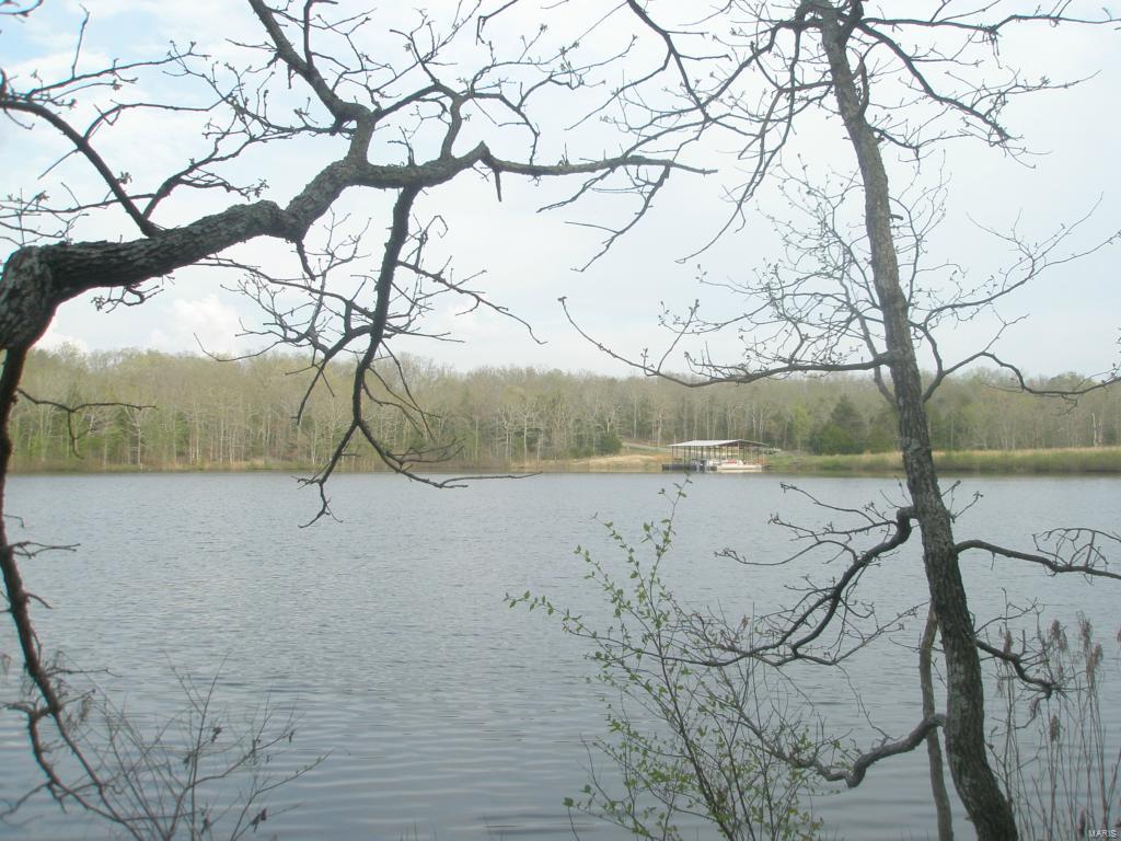 Buzzard Rock Lake - Land