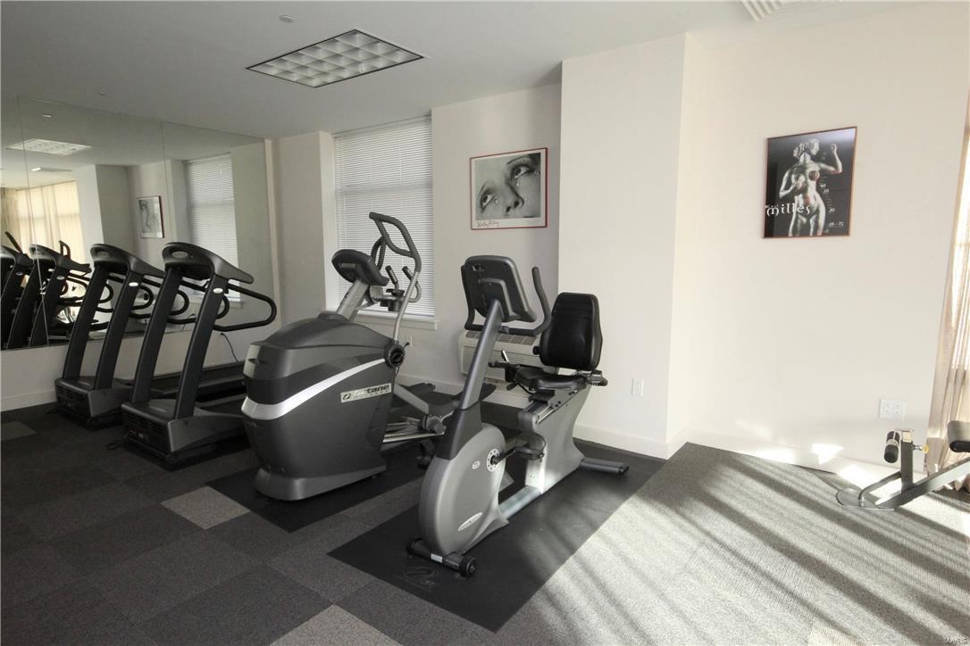 4545 Lindell Blvd Condominium - Residential