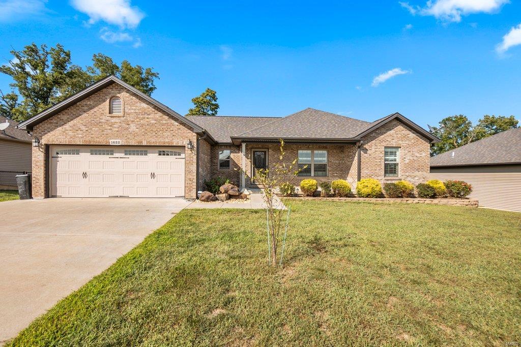 Finally you have found it! 4 bedrooms, 3 bathrooms with a deck and a sprawling back patio! Roast marshmallows in the bricked chimney fireplace! This home features a master en-suite, split floor plan, gorgeous hardwoods and a full bedroom with another en-suite bathroom downstairs. Fully decked out with an additional bonus room.

*Additional photos to be added but don’t miss your chance to see this home in person before it’s gone!!!