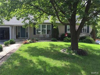 Entering as a comp. 4 Bedroom- 2 bath home. Updated HVAC. New double hung windows and siding 2016. Dining room addition. In deck pool. 12 x 10 garden shed. 3/4 acre lot. Updated Kitchen. Main floor laundry. Vaulted ceiling with plant shelf.