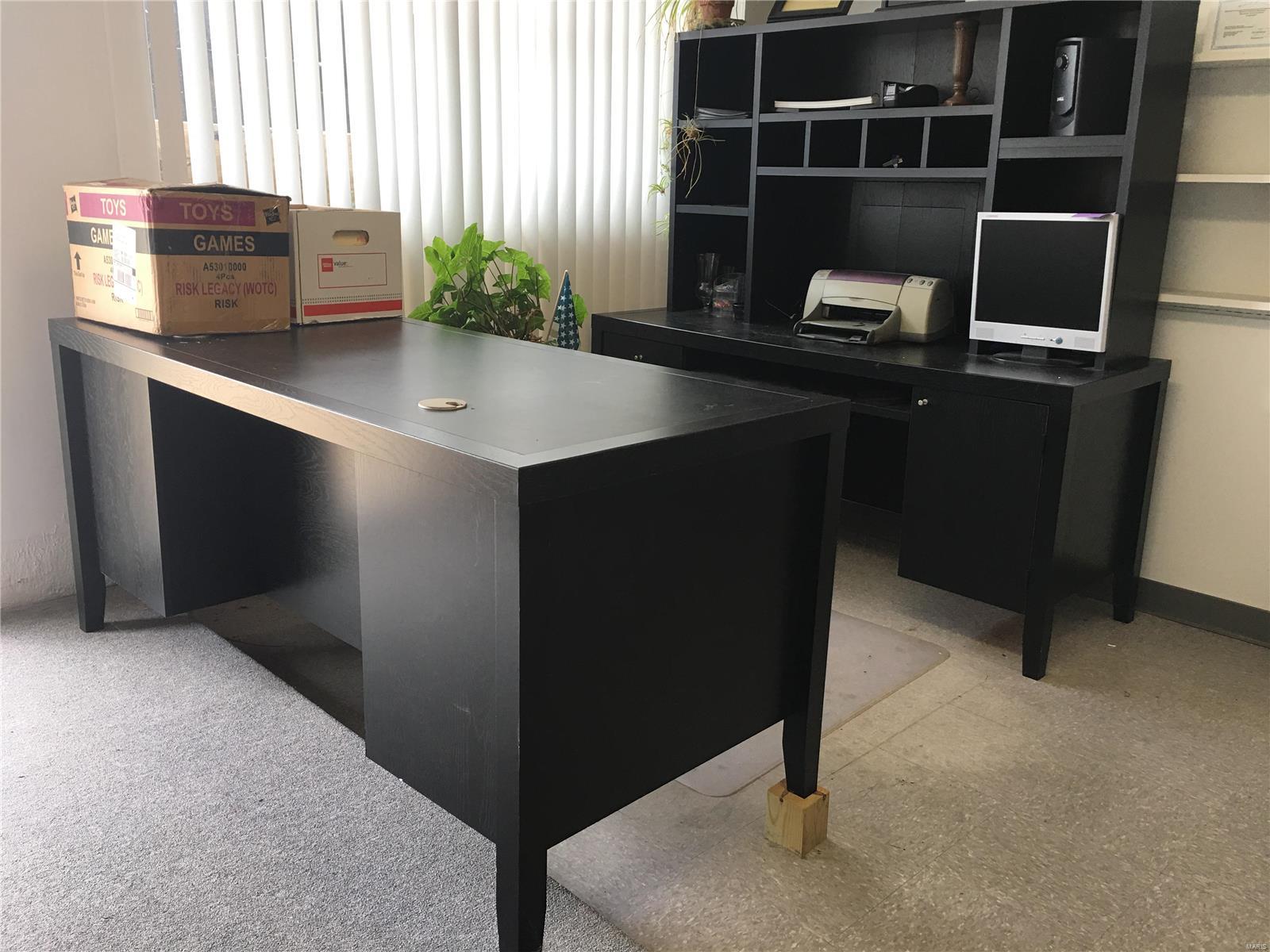 Wm J Adams Sub/Us Surv 315 - Commercial Lease