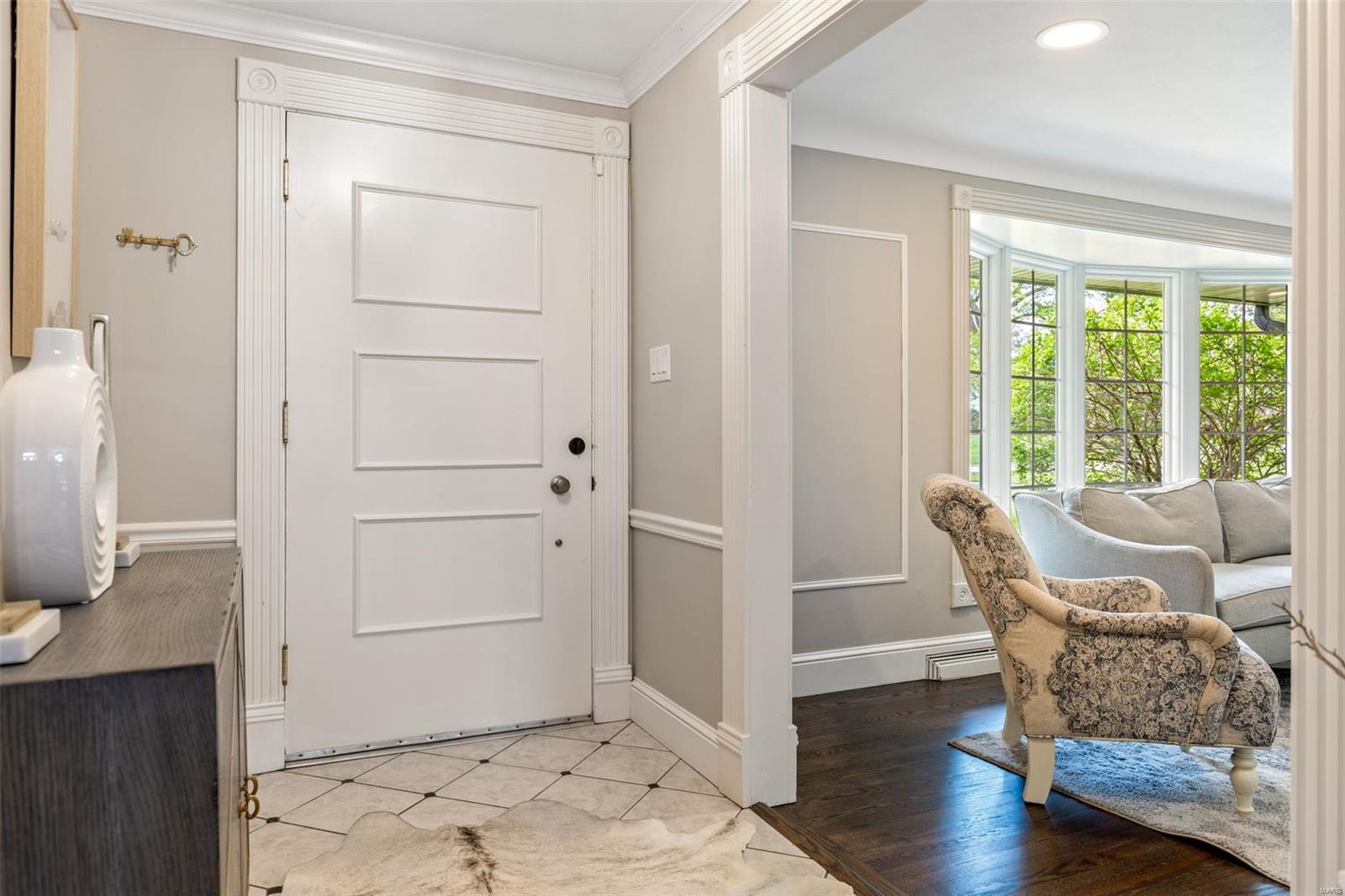Outer Ladue Drive - Residential