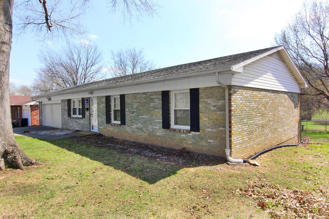 Chateau Manor - Residential
