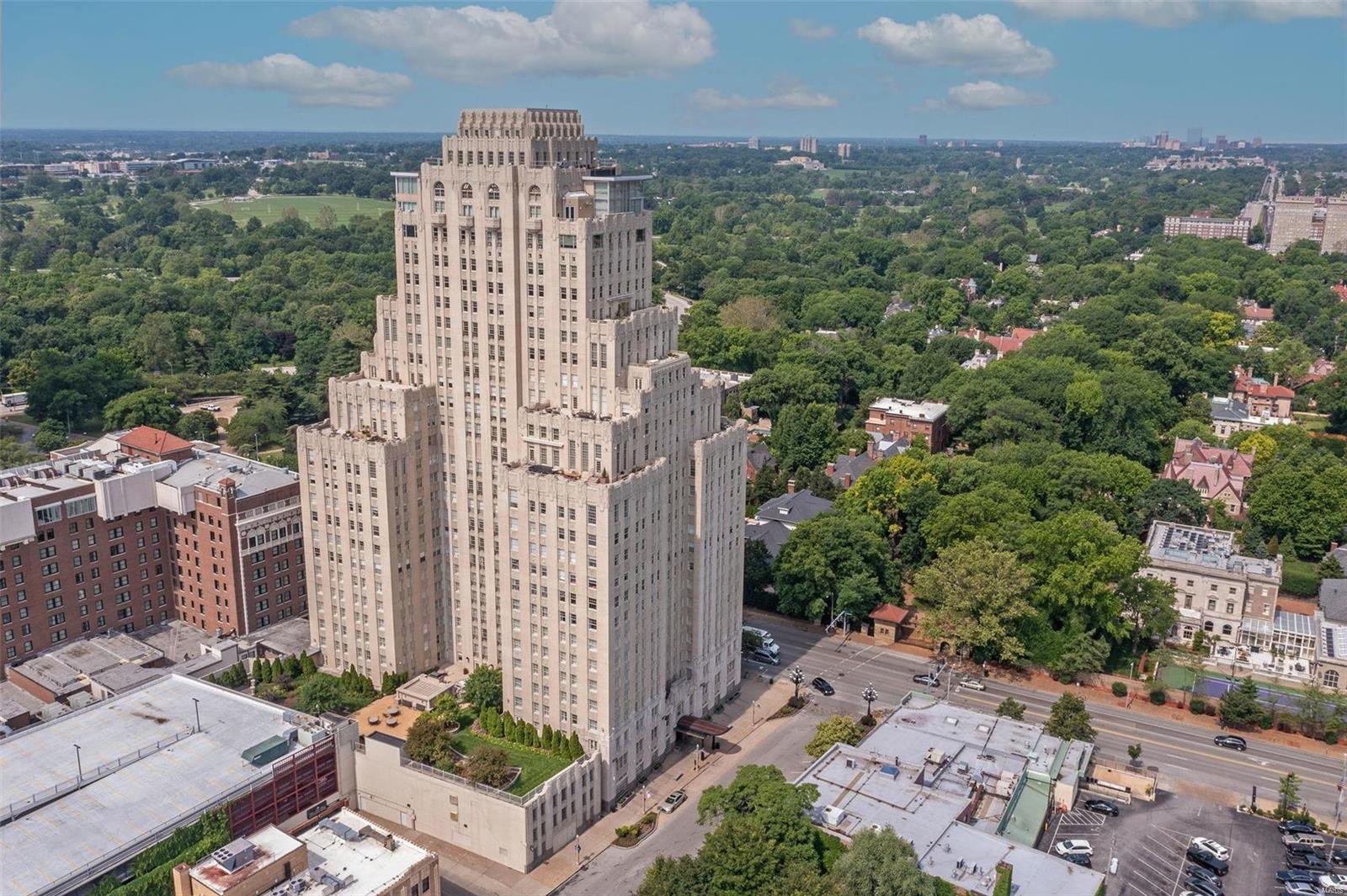 Residences at the Park Plaza - Residential