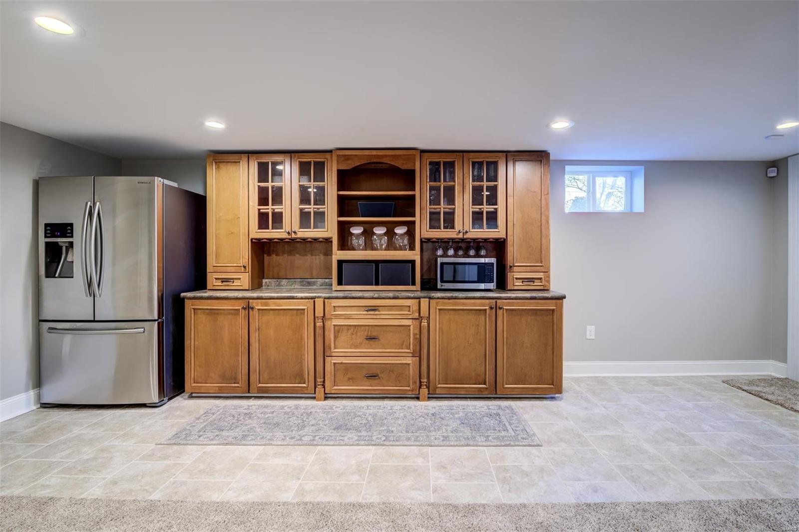 Stoneleigh Towers - Residential