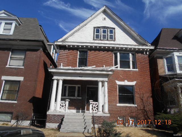 Wow! What a great deal on this spacious home! It features 6 bedrooms, 1.5 bathrooms and so much more. Hurry this will not last long a this great price! SpecialListingConditions: Foreclosure