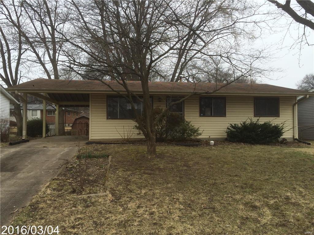 3 BR/1.5 BA home in fantastic Florissant location. Eat-in kitchen. Full basement with partial finishing. Don't wait! Must see this property today! It won't last long! **HUD acquired property. All Bidders welcome!  Bid submission deadline is daily at midnight.  Property being sold "AS IS, WHERE IS". HUD makes no representations or warranties concerning the condition of the property, including but not limited to mechanical systems, dry basement, foundation, structural, or compliance with codes, zoning or building requirements and will make no repairs to the property. Loan approval or proof of funds required at time of acceptance. *Utilities are turned OFF. For utility turn ons, approval must be granted in advance from HUD's Field Service Mgr.* Buyer to verify all fees, if any. *Repair escrow, when applicable, is to be determined by the underwriting mortgagee, per HUD Handbook 4000.1 and ML 2015-17.