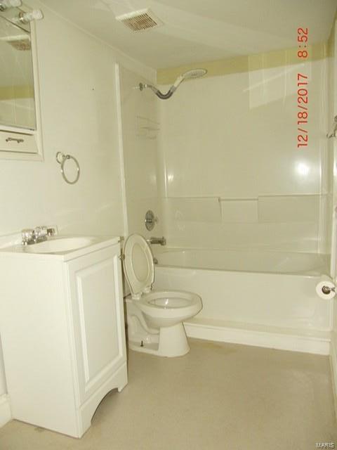 Oakville Commons Condo - Residential