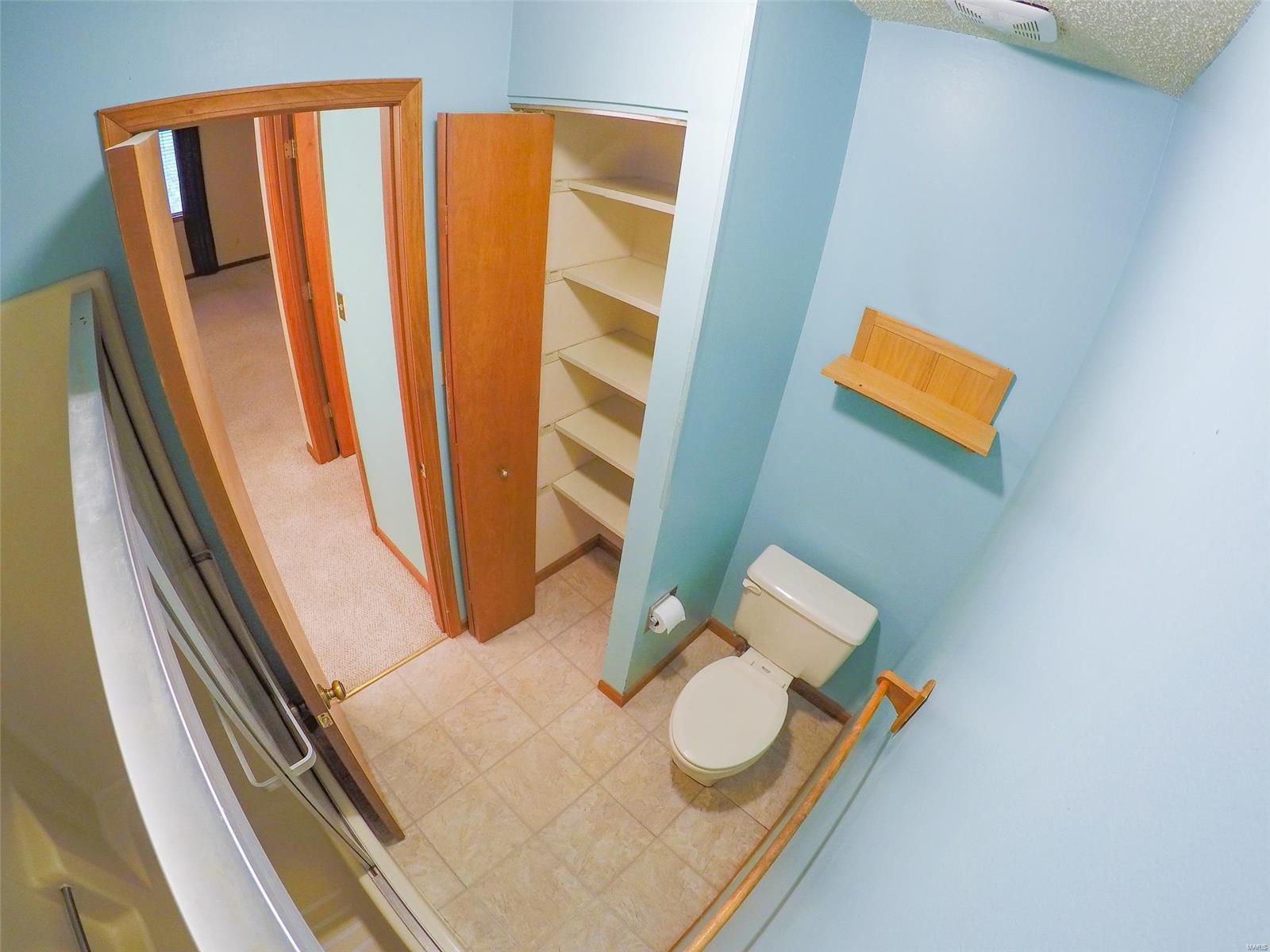 Creve Coeur Station Condo 02 - Residential