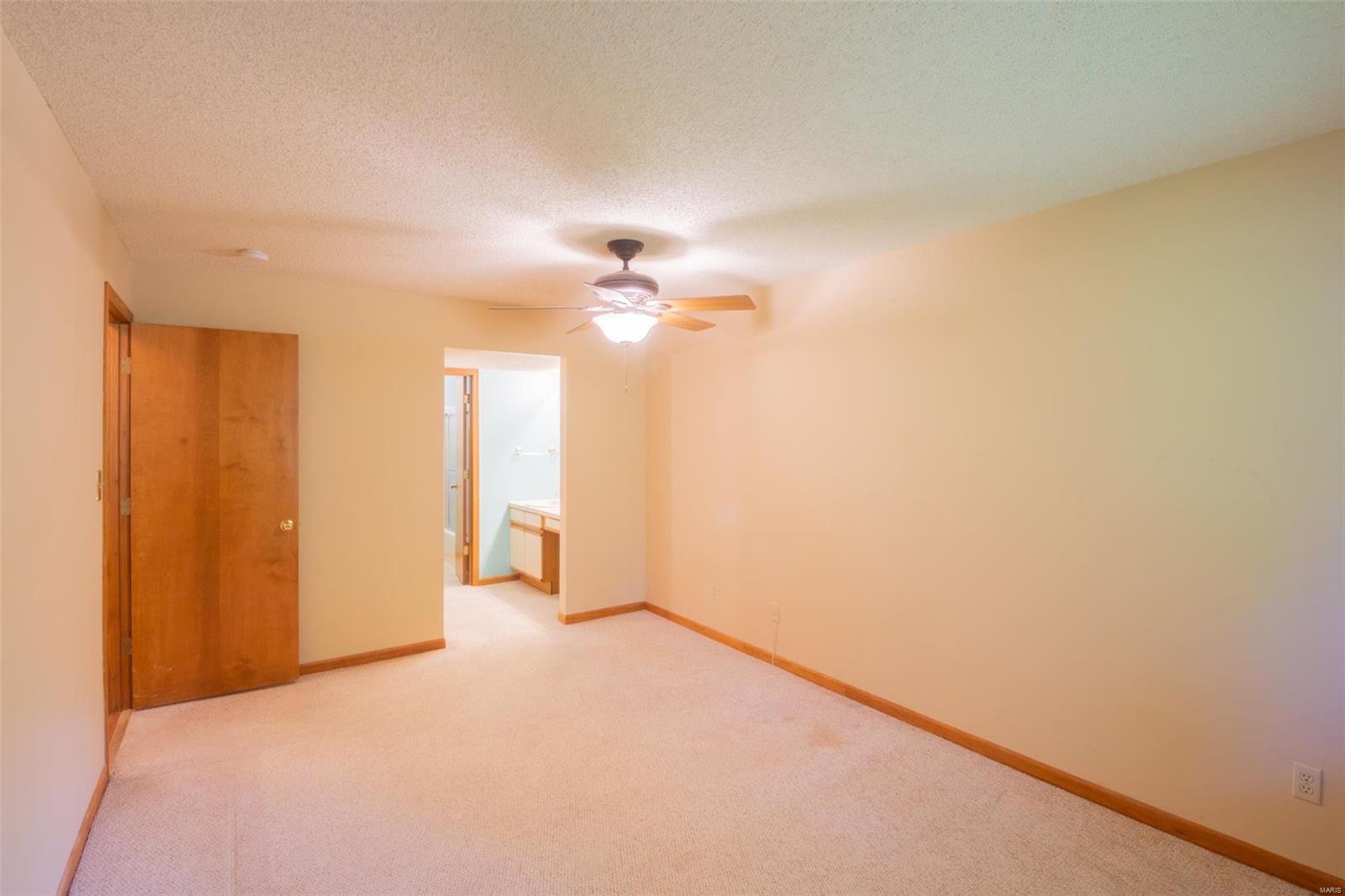 Creve Coeur Station Condo 02 - Residential