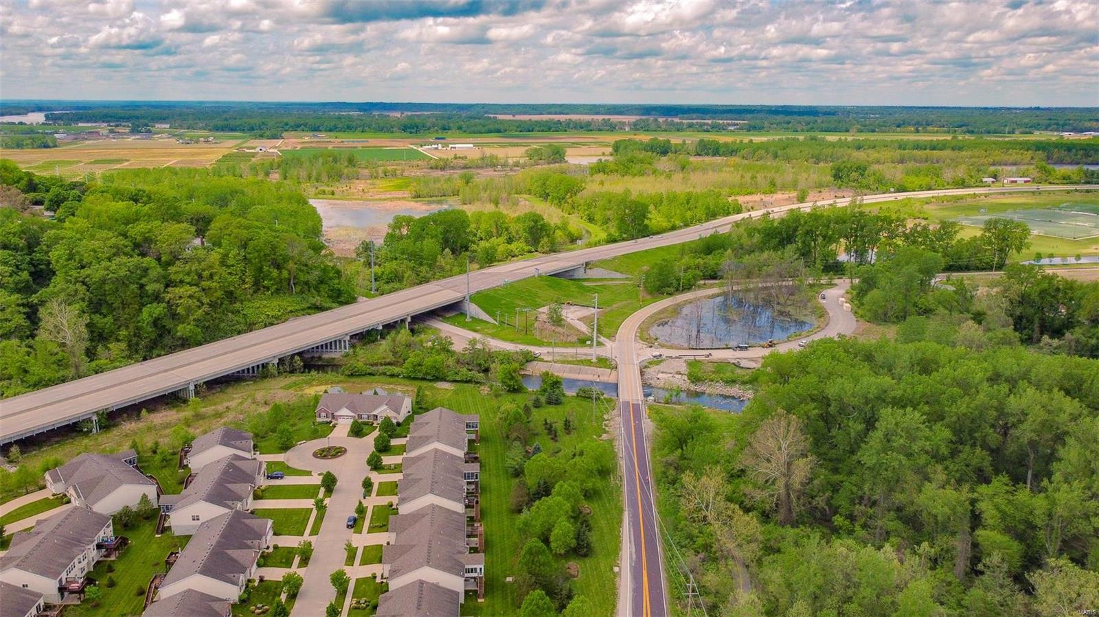 Creve Coeur Station Condo 02 - Residential