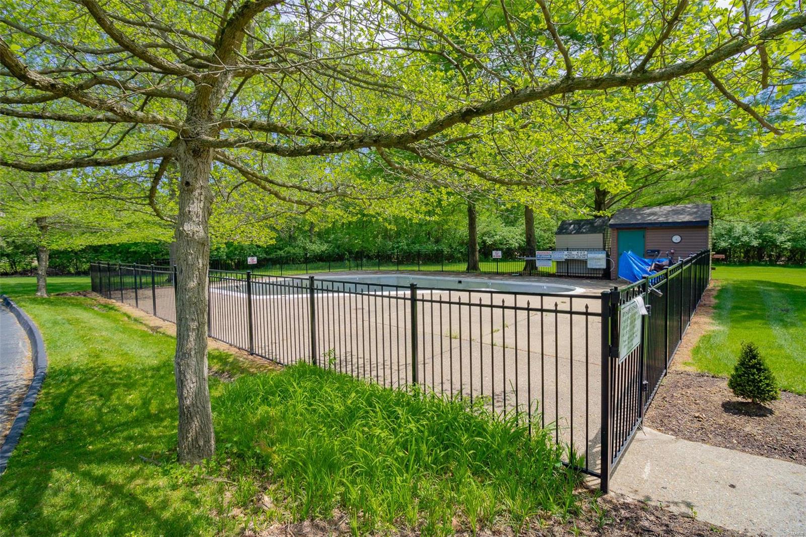 Creve Coeur Station Condo 02 - Residential