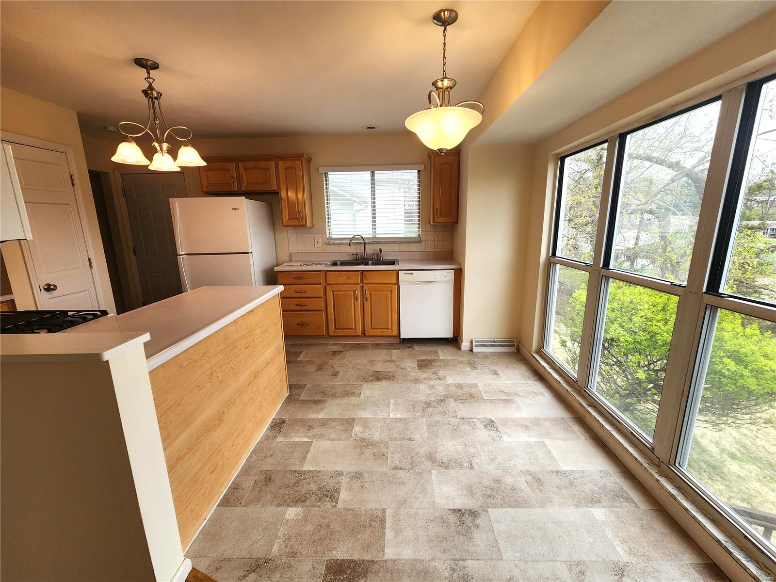 Ross Estates - Residential Lease