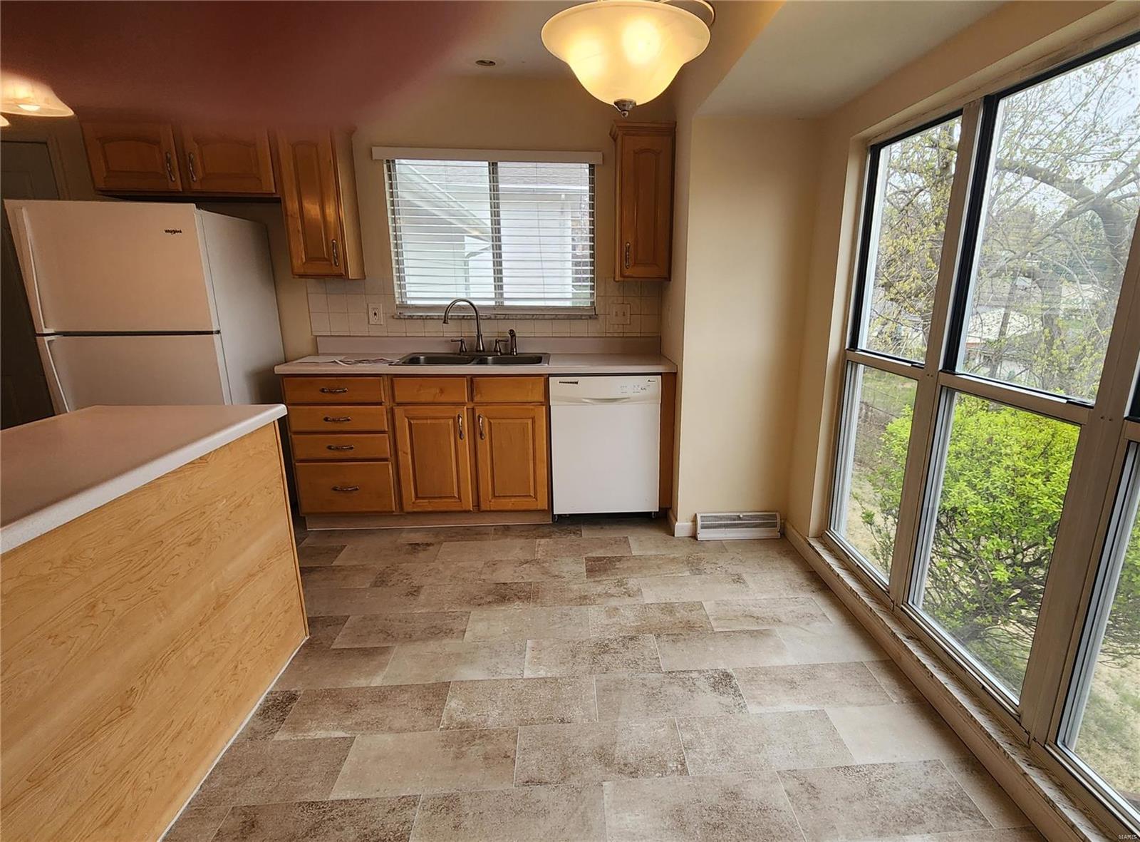 Ross Estates - Residential Lease