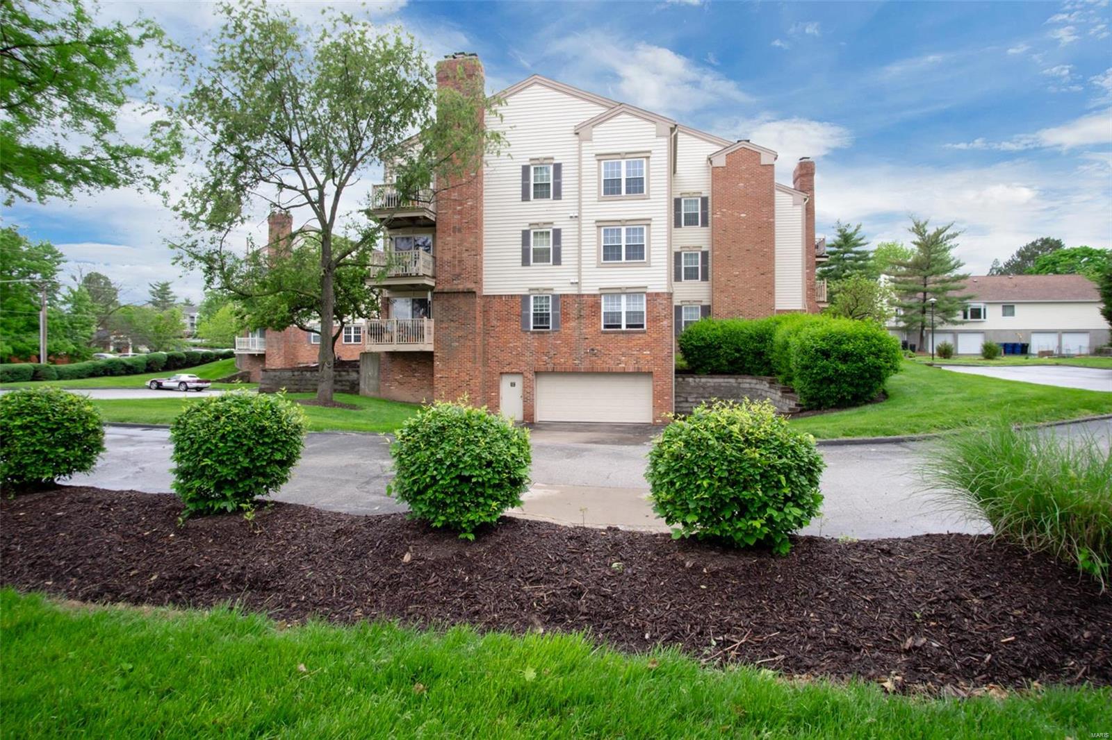 OUTSTANDING UNIT. ONE OF THE LARGEST OVER 1200 SQUARE FEET. GREAT CAREFREE LIVING WITH UNDER GROUND PARKING, STORAGE AND ELEVATOR TO YOUR FLOOR.  COMMON AREA AT THE FRONT DOOR FOYER(ON THE MAIN LEVEL) WITHIN THIS SECURED BUILDING. OVER 1200 SQUARE FEET WITH TWO FULL BATHS, FIRE PLACE AND DECK. LOTS OF OVERSIZED WINDOWS. TWO NICE BEDROOMS. IN THE UNIT WASHER AND DRYER AND IT ACCOMIDATES FULL SIZED WASHER AND DRYER. FORMAL DINING ROOM AND EAT IN KITCHEN. UPDATES INCLUDE NEW FURNACE AND A/C IN 2017 COSTING APPROX $6000.00 AND NEW DECK WITH MAINTIANCE FREE MATERIALS COSTING $4000.00, FRESHLEY PAINTED INTERIOR. BETTER HURRY...  THE PICTURES TELL THE STORY ……. Location: Upper Level