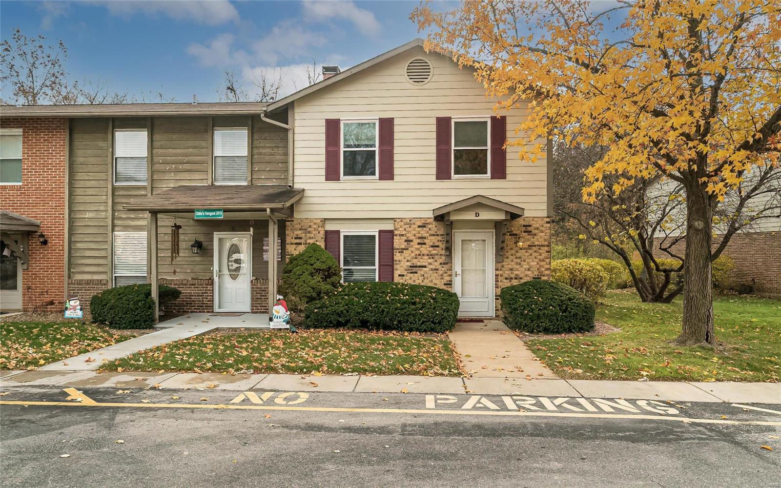 Are you looking for carefree living? Check out this lovely end unit two bedroom townhome with two and a half baths and a main floor laundry! That’s right each bedroom has a full bath and walk-in closet! Someone takes care of the lawn and shoveling the snow! Park Charles South has three lakes, and a park area! Nicely updated with luxury vinyl plank though out the first floor! Lovely fireplace in family room along large windows and custom moldings. Kitchen & breakfast room are so spacious with French doors leading out to private Deck! Loads of counterspace, stainless appliances- dishwasher & frig- microwave and built-in range! Freshly painted through out with lots of updates and plenty of storage space.  There are 2 assigned parking spaces that go with sale. Easy access to 364 to get anywhere fast! Association covers all exterior maintenance including the roof and Trash is included in monthly dues as well.  Hurry this one wont last long. Location: End Unit, Ground Level