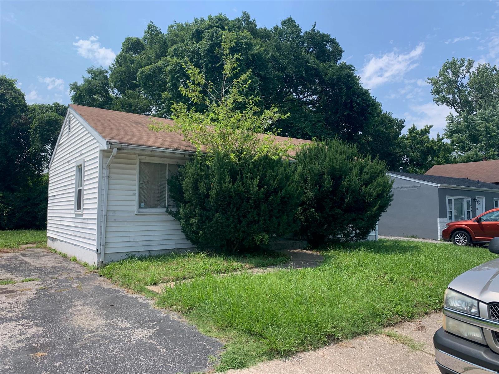 Great opportunity for cash flow on this affordable home in Ferguson! With some TLC this ranch home could be a great investment. Property sold AS-IS with seller making no disclosures, repairs, warranties or inspections.