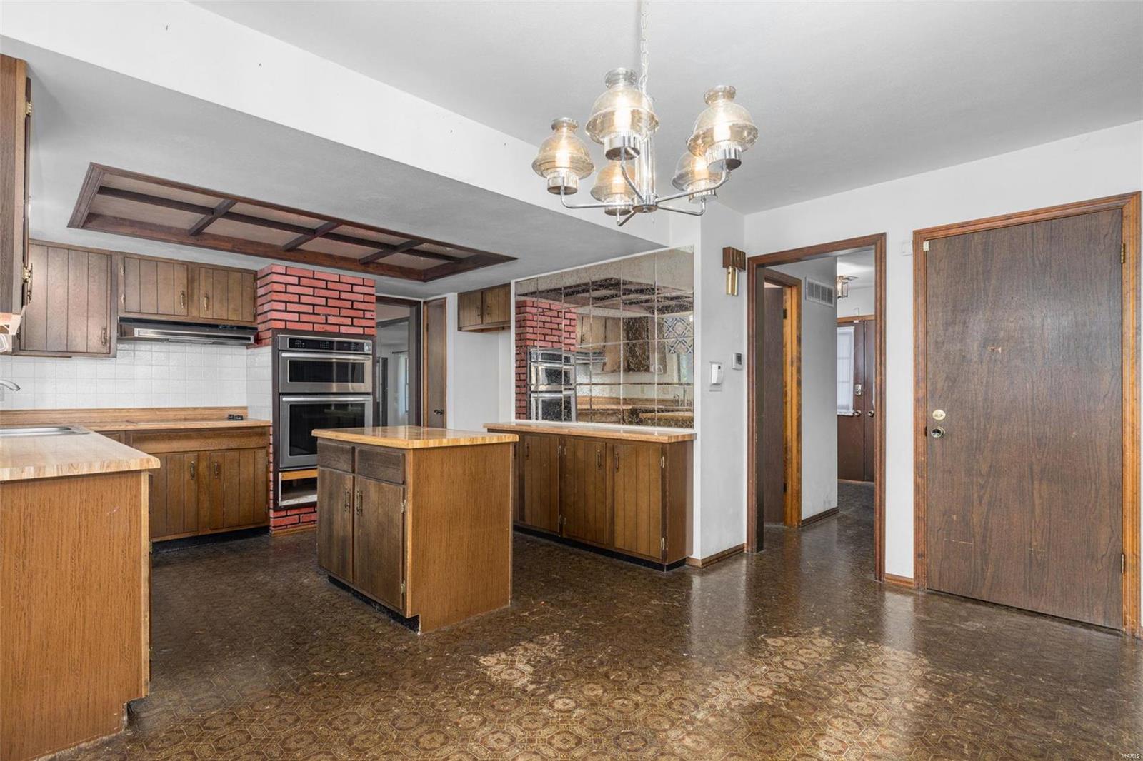 Clayton Oaks 5 - Residential