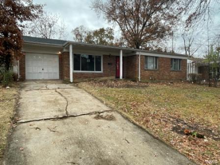 All brick ranch home near Ruth Park Golf Course. Features three bedrooms, full basement, fenced yard and brand new roof installed Nov 2023.  This property is eligible under the Freddie Mac First Look Initiative through 01/03/2024.  Seller will not complete any repairs to the subject property, either lender or buyer requested. The property is sold in AS IS condition. Pre-Approval letter or Proof of Funds required. Sale addendum and earnest money as certified funds will be required for final acceptance.