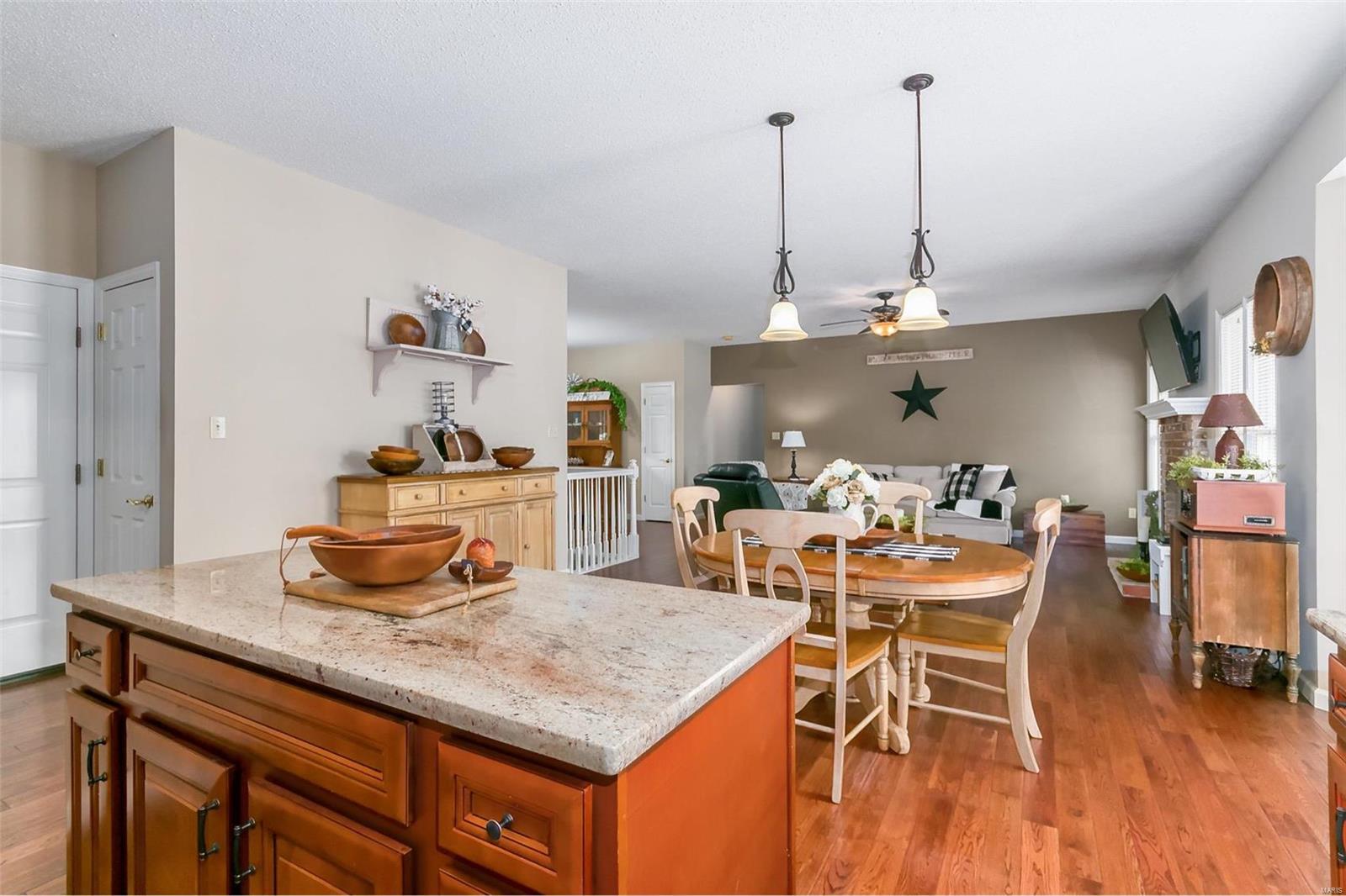 Est At Highgrove - Residential