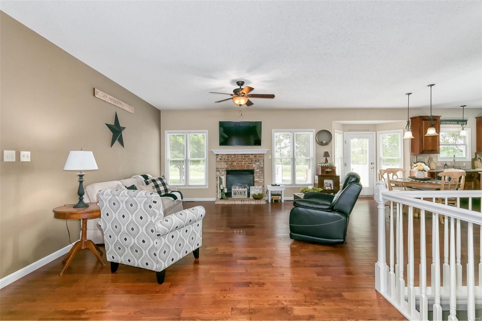 Est At Highgrove - Residential