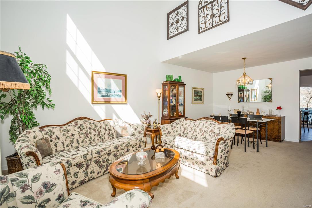 Pearson Pointe Villa - Residential