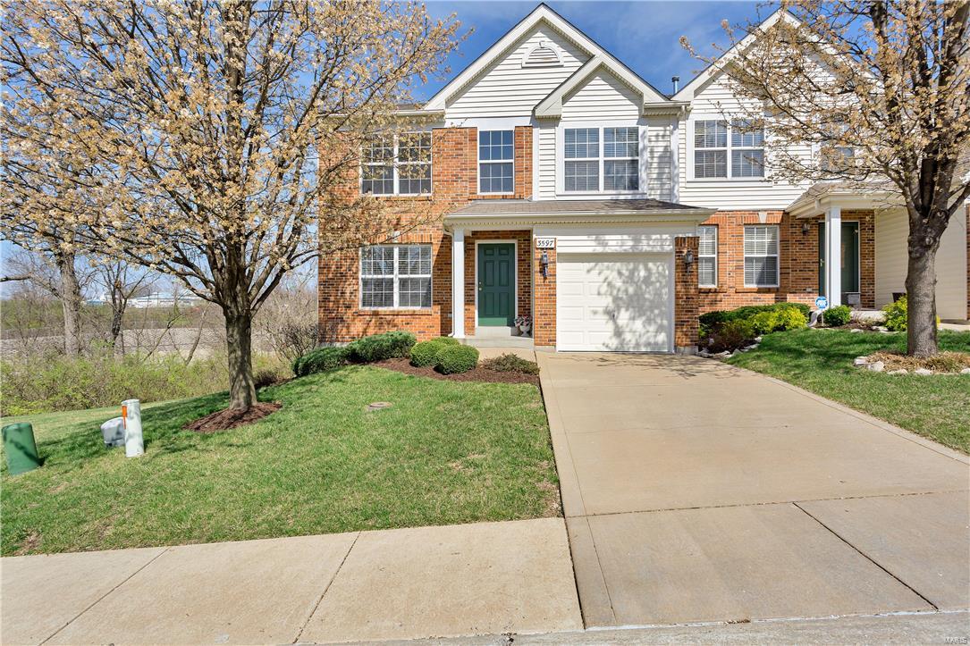 Well maintained end unit Villa in the highly sought after Pearson Pointe community. This 3 bedroom, 2.5 bath villa is close to Shopping, Restaurants, Entertainment and much more.  Easy access to Hwy 255, Hwy 55 and just minutes from St. Anthony’s Hospital.  Upon entering the home you notice that there is an abundance of natural light and high cathedral ceilings which makes the home warm and inviting.  The home has an open concept which joins the living room and dining room which is perfect for entertaining.  The kitchen is an eat in kitchen with ample cabinet space, nice size pantry and sliding glass doors that lead to a private deck. The kitchen is joined by a large family room. main floor laundry and a 1/2 bath. The 2nd floor offers a master bedroom with an oversize bath, whirlpool jetted tub, large vanity & separate shower. There are  two additional bedrooms and a full size hall bath.  The basement is a walk out and is unfinished, one car attached garage completes this home. Location: End Unit, Ground Level