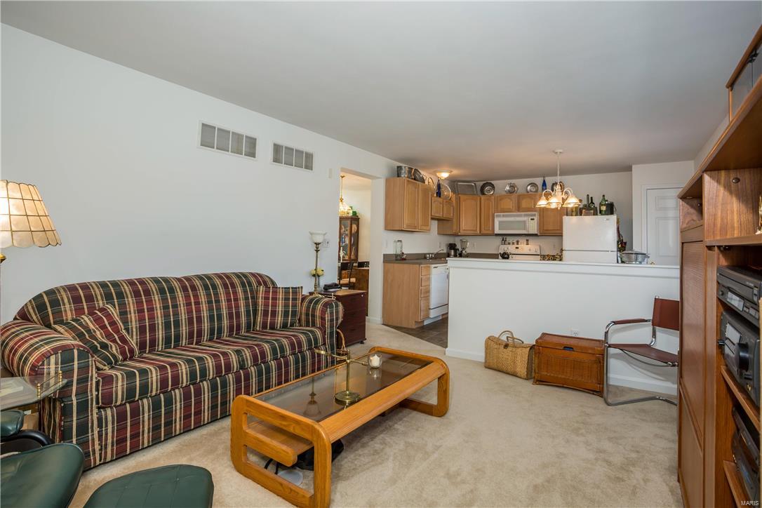 Pearson Pointe Villa - Residential
