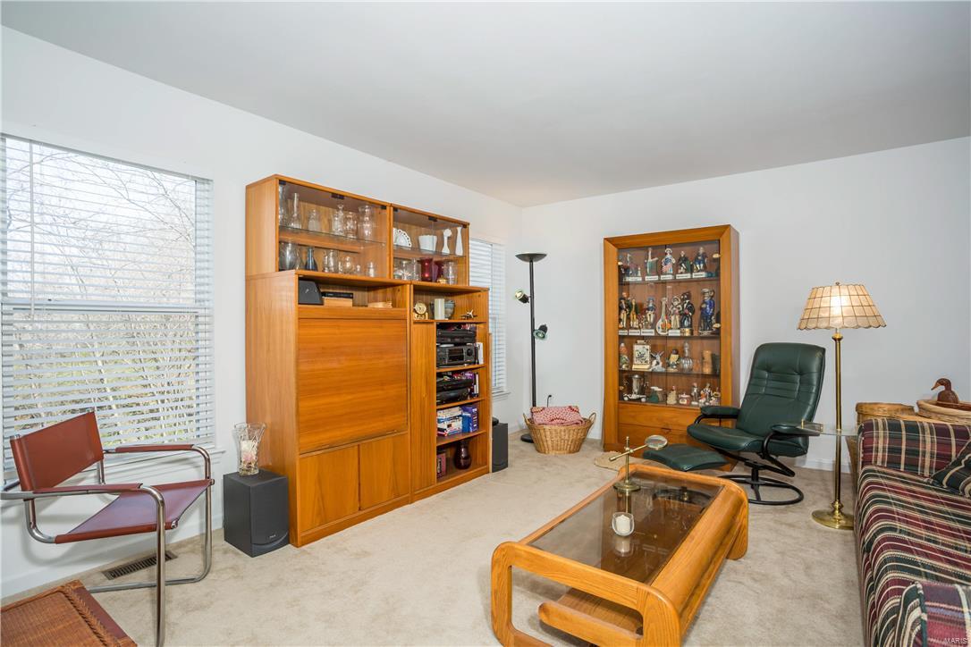Pearson Pointe Villa - Residential