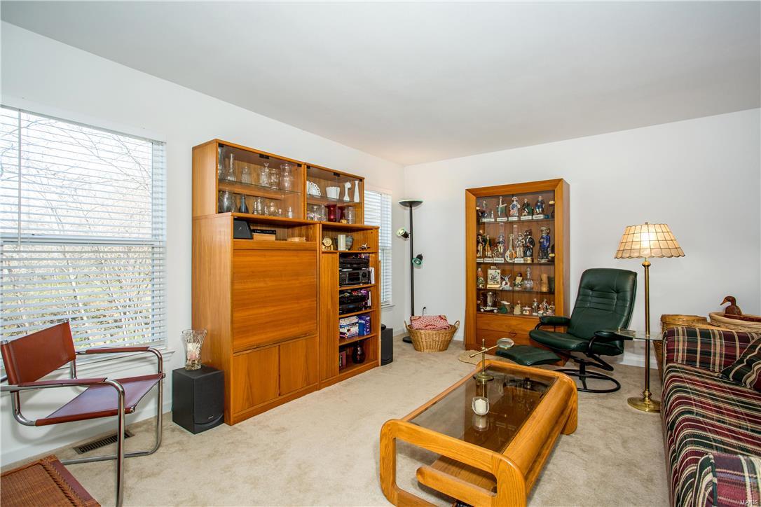 Pearson Pointe Villa - Residential