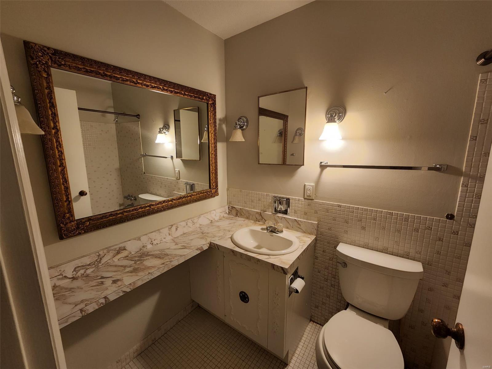 Leisure Village Condo - Residential