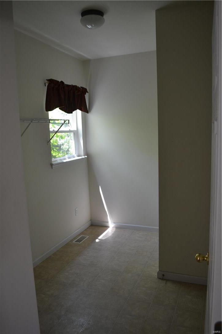 Peine Lake Estate #1 - Residential Lease