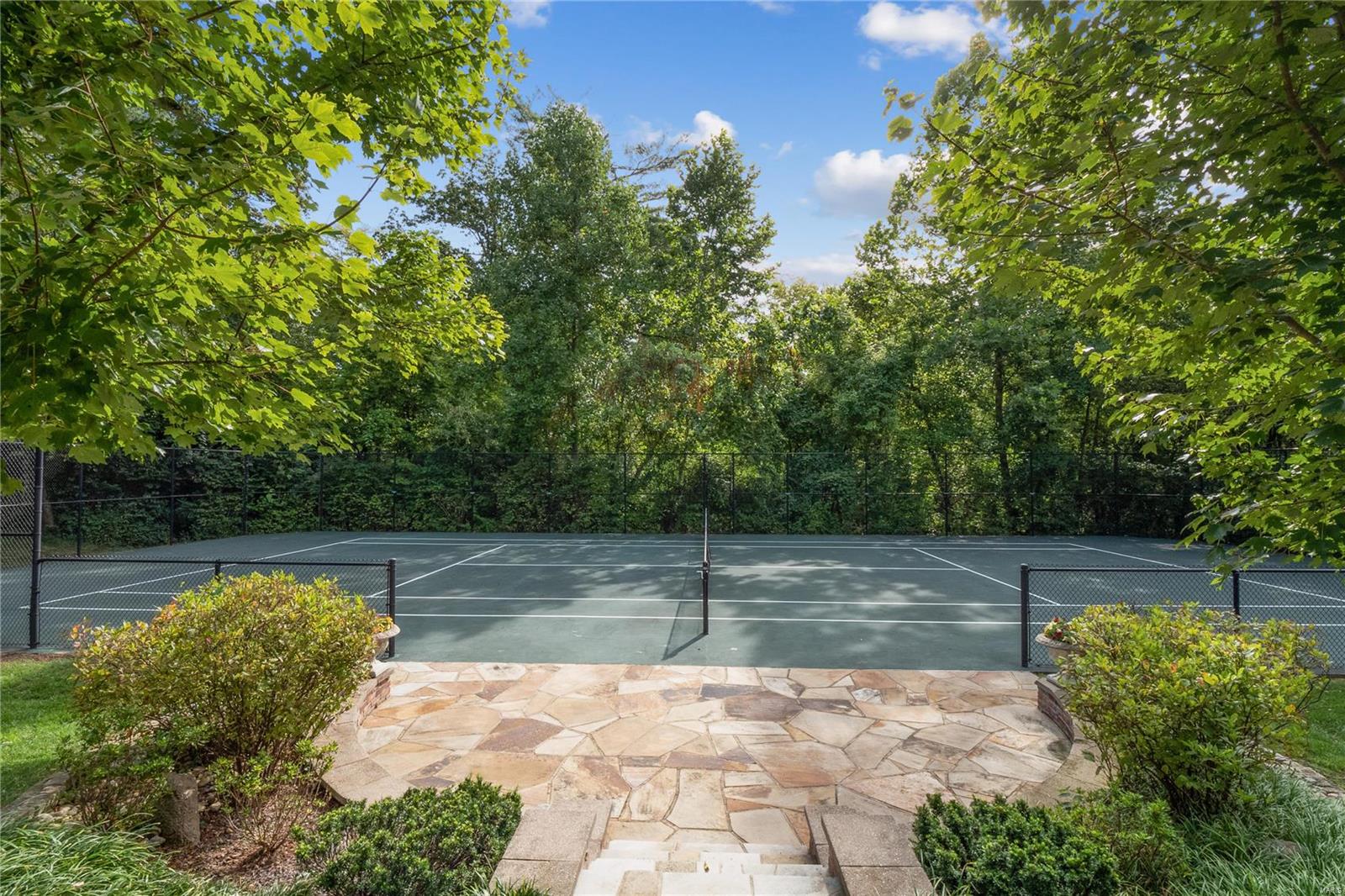 Ladue - Residential